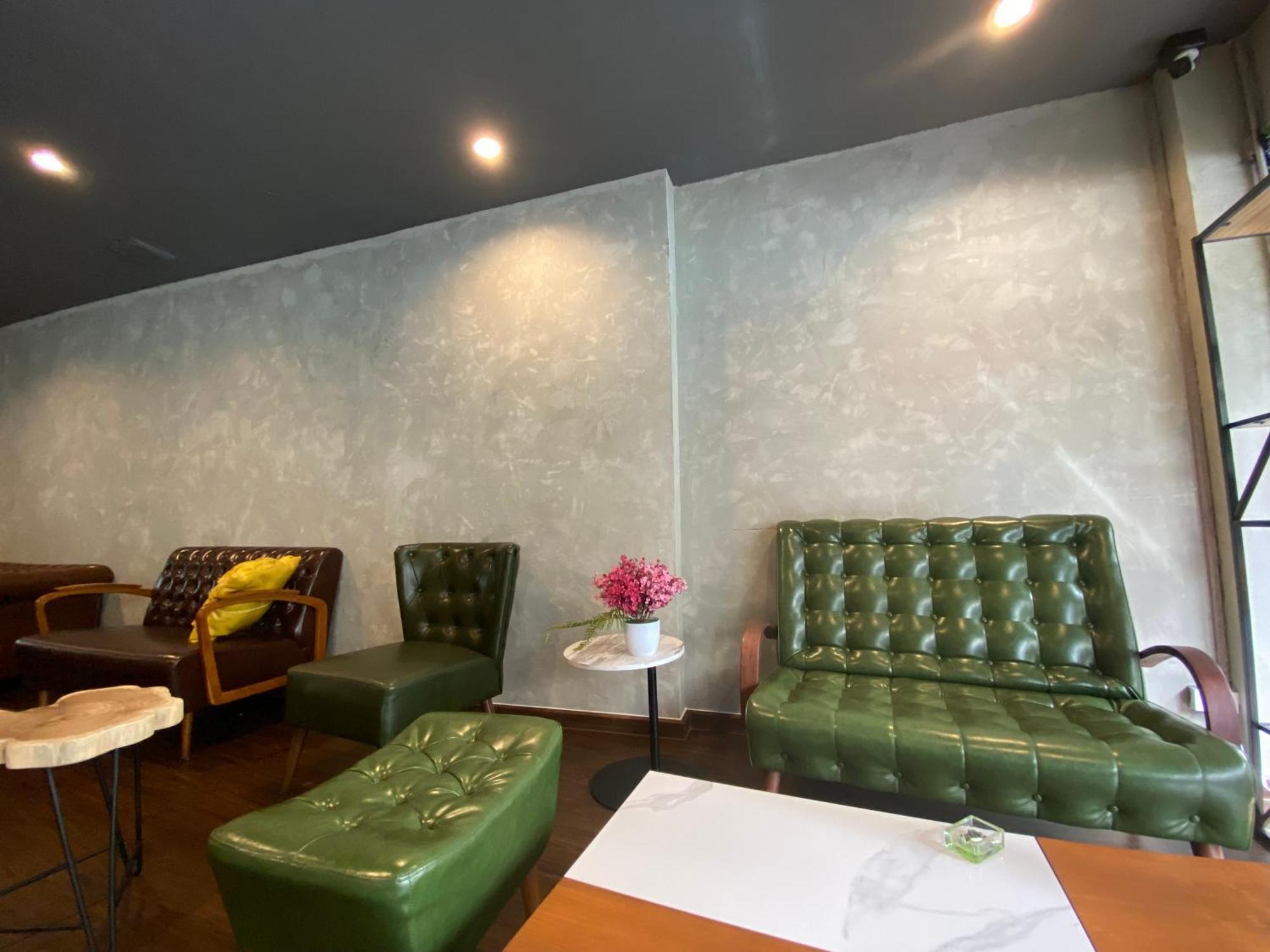 Bud Brew Beyond Dispensary And Hotel Bangkok Ngoại thất bức ảnh